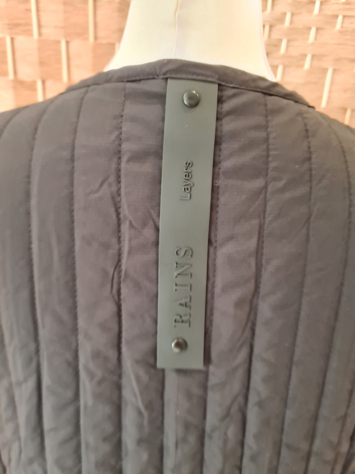 Rains Black Quilted Gilet L/XL