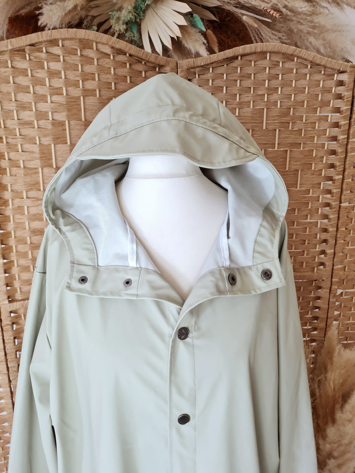 Rains Cream Jacket M