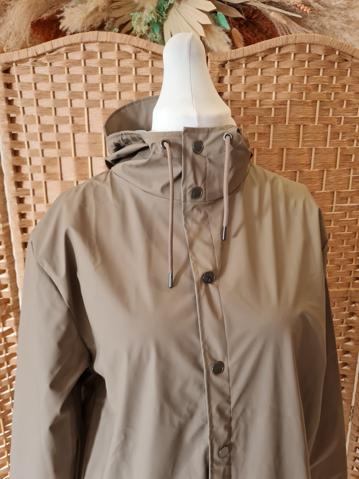 Rains Long Brown Jacket XL