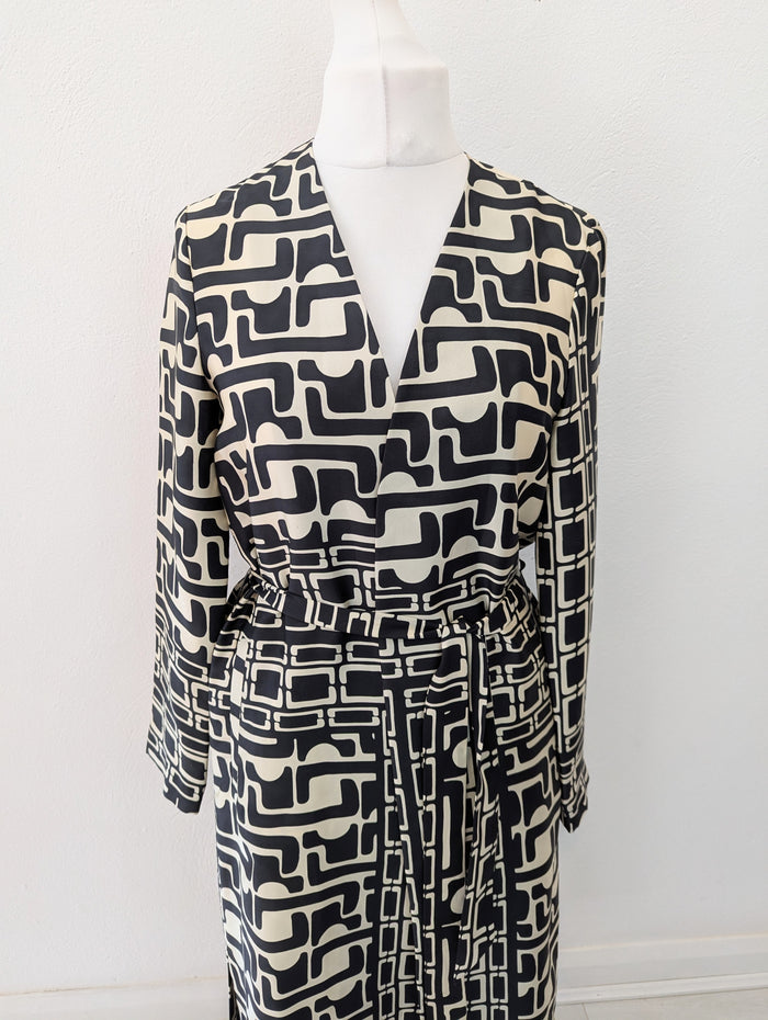 River Island Black Kimono 10