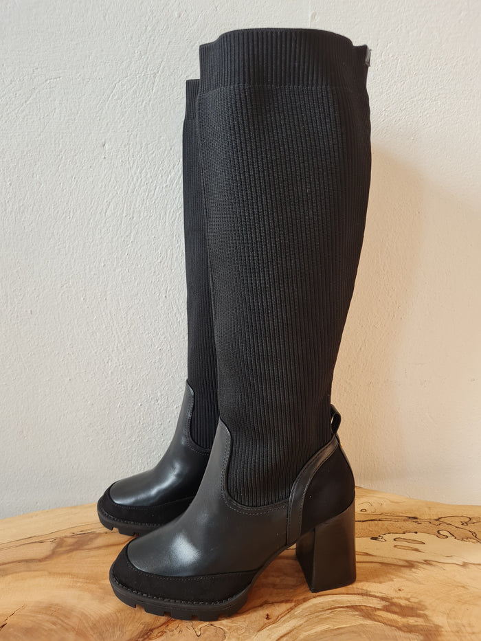 River Island Black knit boots  4