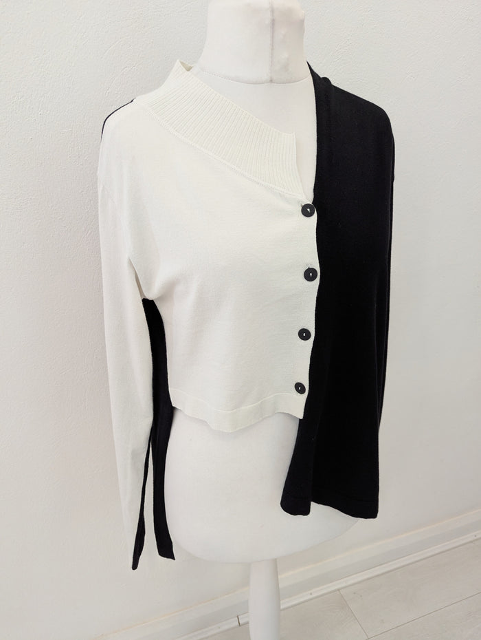 Sarah Pacini White/Black Cardigan One Size
