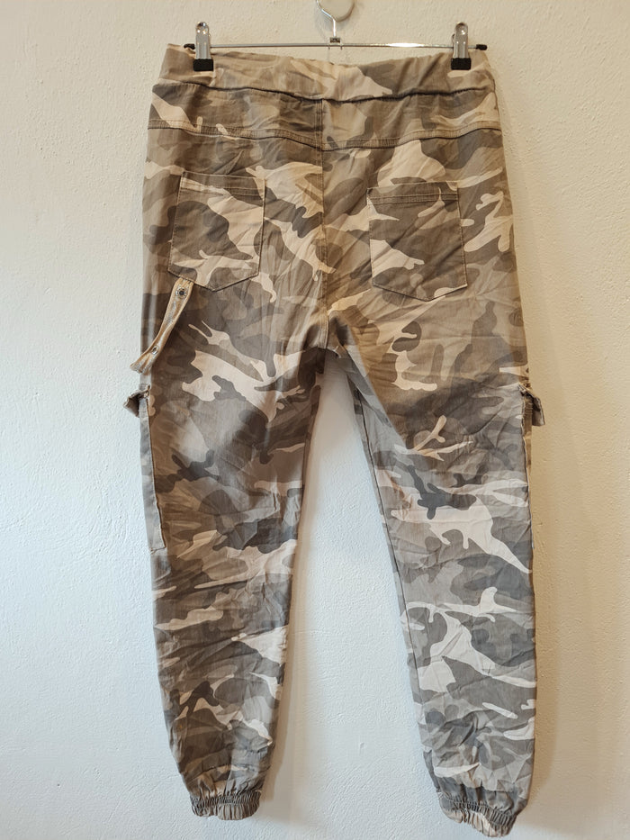Sarah Tempest khaki embellished cargo trousers M