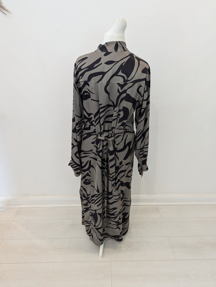 Second Female Khaki & Black Maxi Dress XL