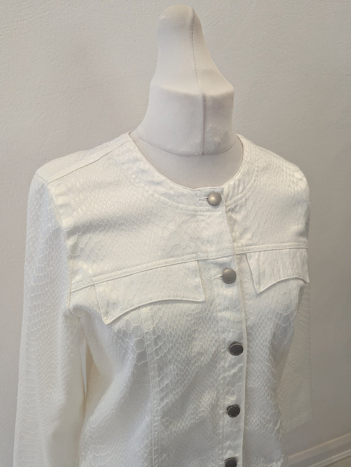 Signature White Jacket L
