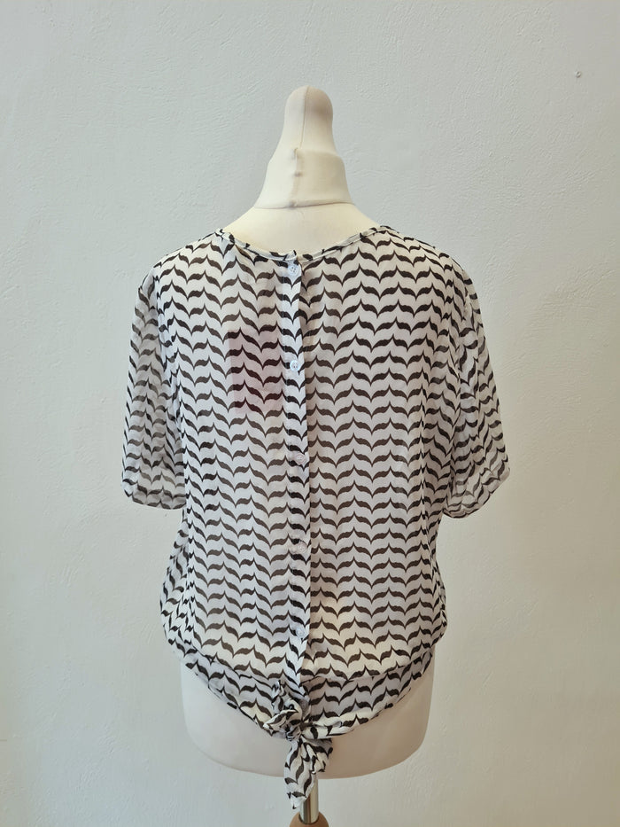 Silvian Heach Black/White zigzag Top S