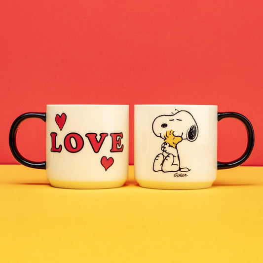 SNOOPY LOVE MUG