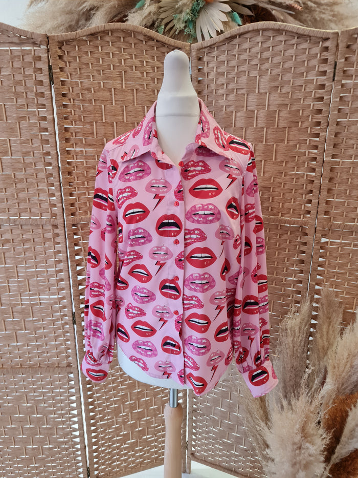 Soul Sisters Lips Blouse XS