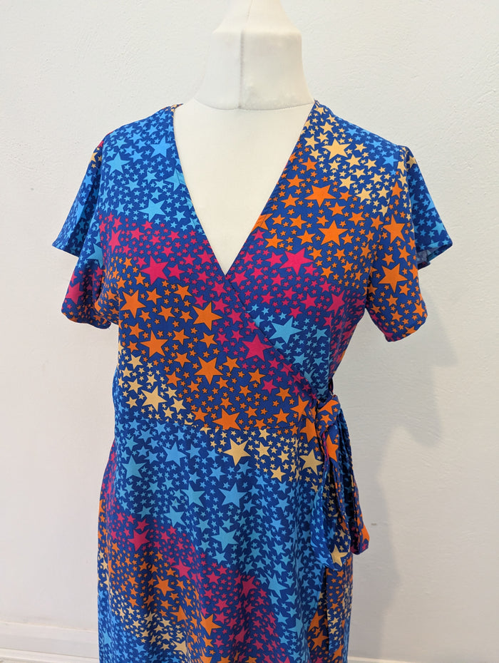 Star Wrap Dress M