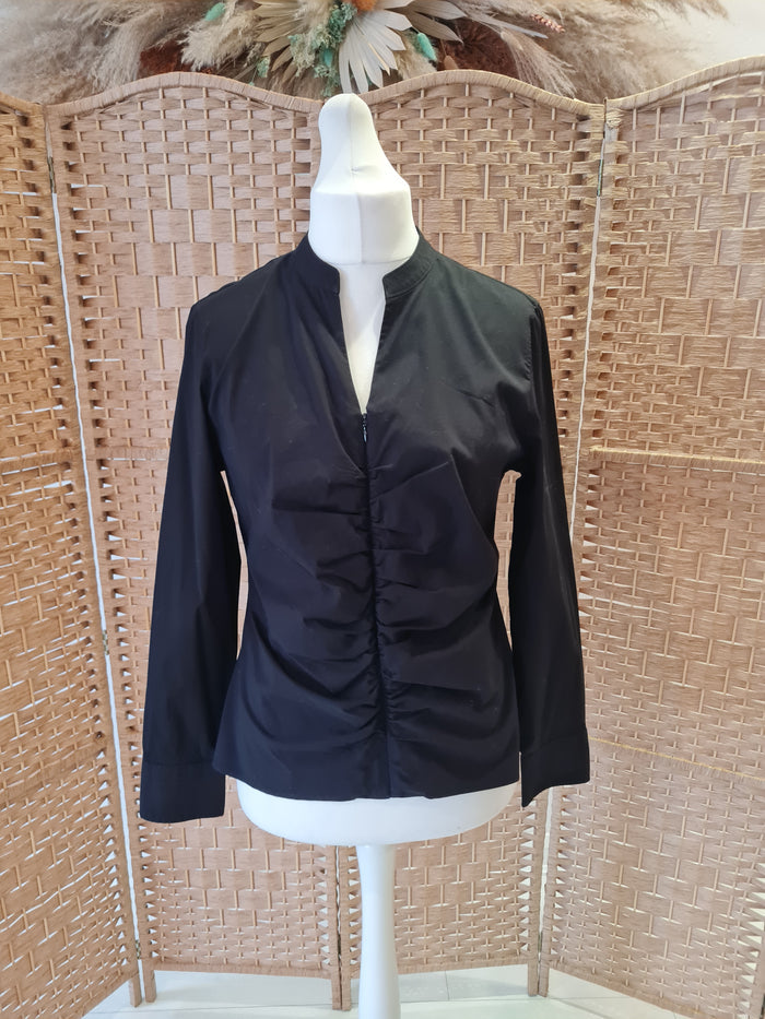 Steffen Schraut Black ruched Zip top 42