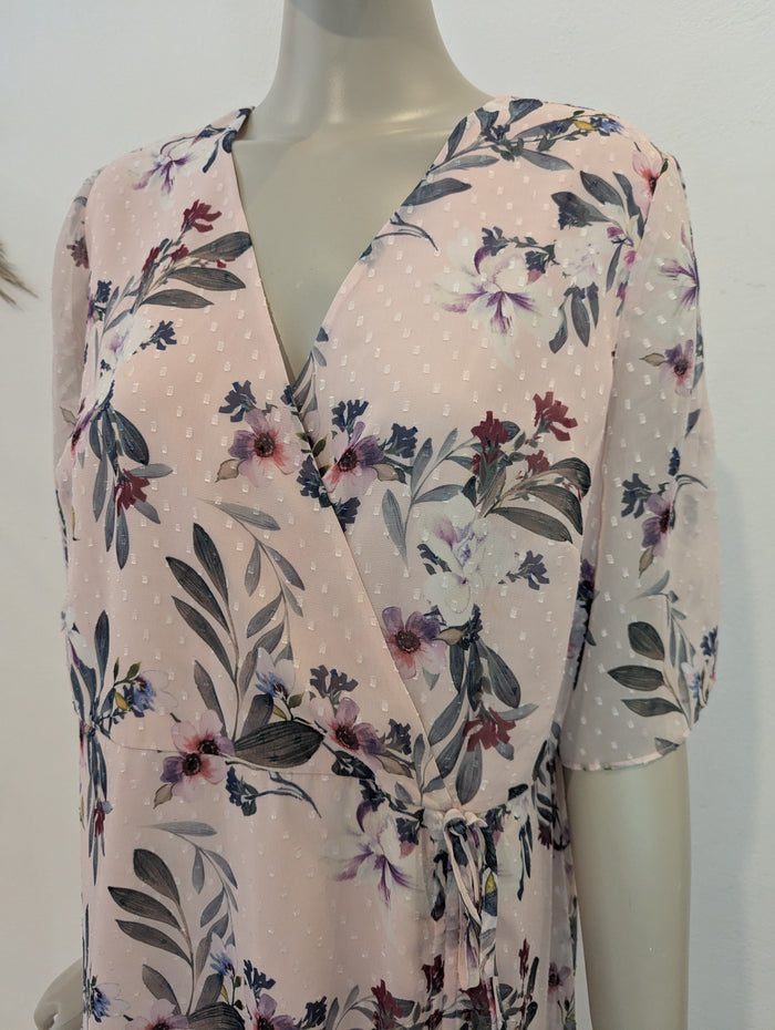 Studio 8/  Phase Eight floral dress 18
