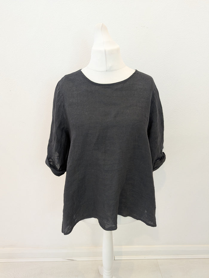 Style Hax Linen Top in Charcoal