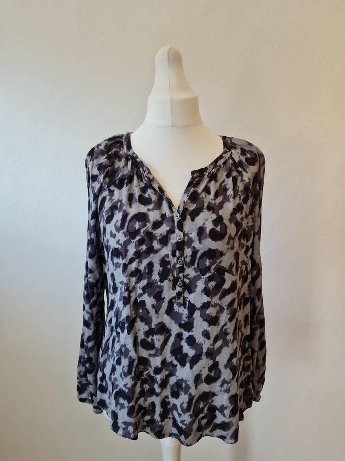 Taifun Grey animal print top  10