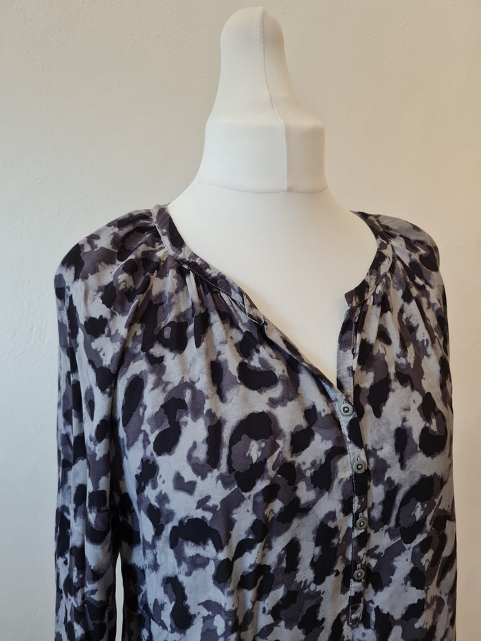 Taifun Grey animal print top  10