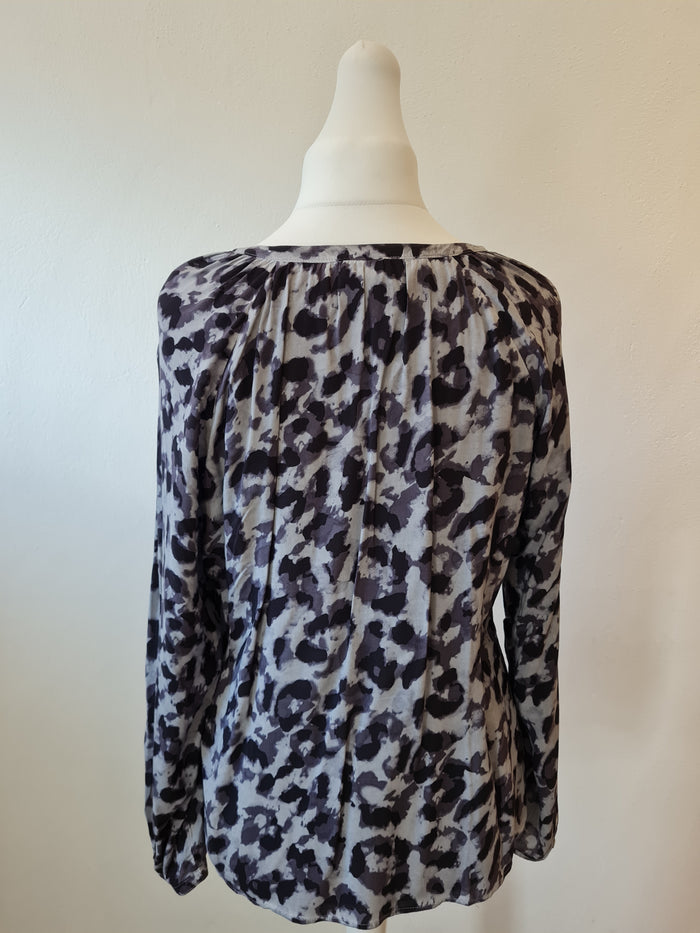Taifun Grey animal print top  10