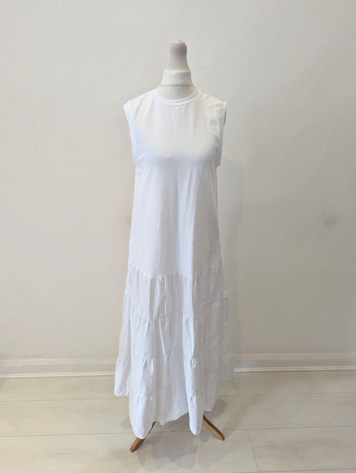 Ted Baker White Tiered Maxi Size 1 (8/10)