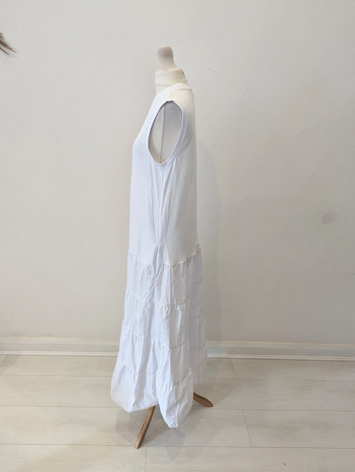 Ted Baker White Tiered Maxi Size 1 (8/10)