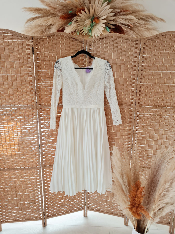 The 8th Sign White Pleat Dress 10