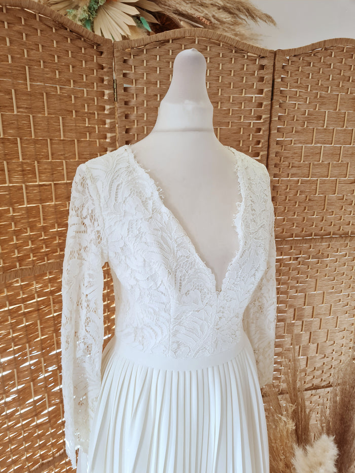 The 8th Sign White Pleat Dress 10
