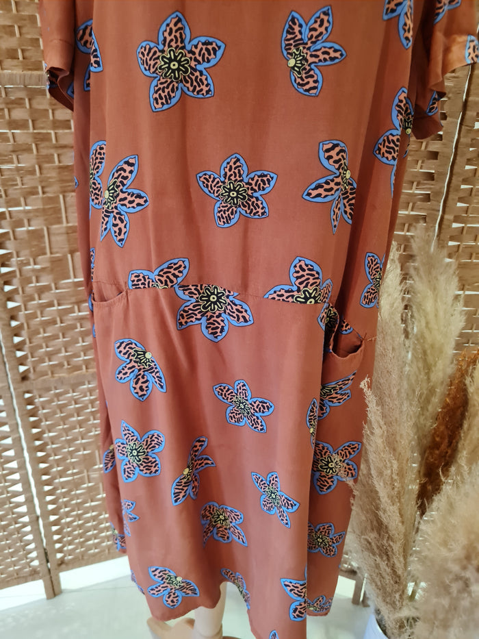 The King of Stars Brown flower Tunic L