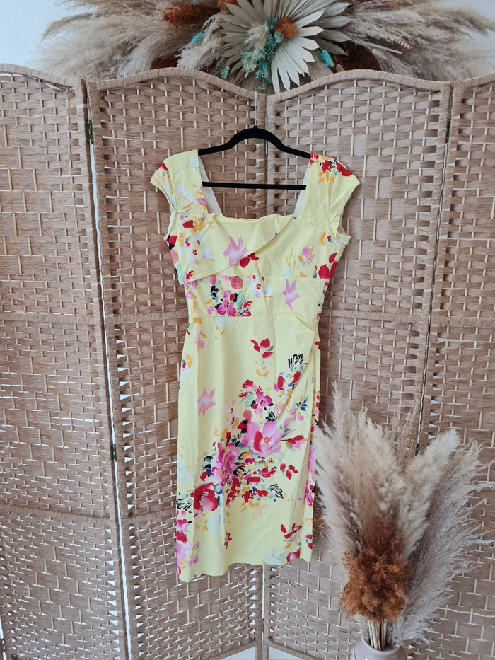 The Pretty dress co. Lemon floral dress Size 12