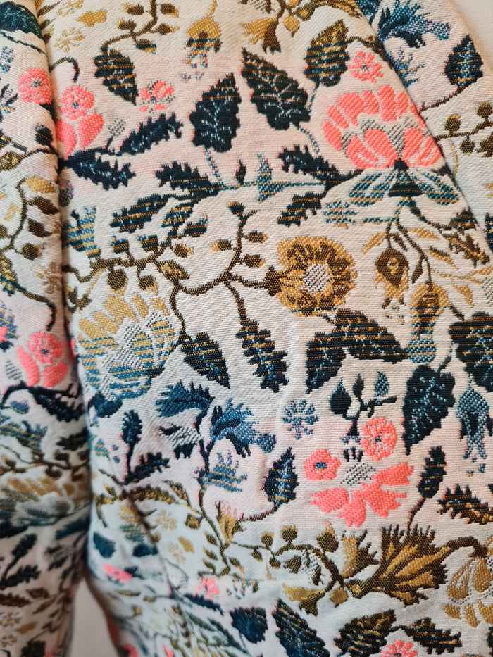 This is the day floral cropped jacket S