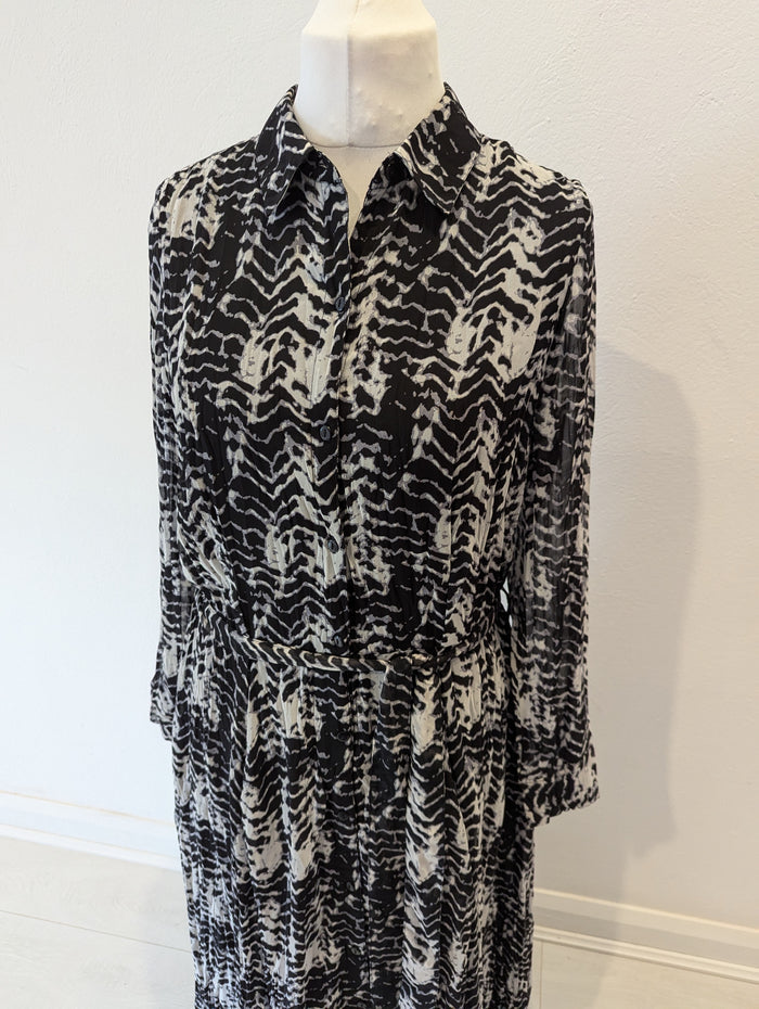 Together Black/White Maxi 14