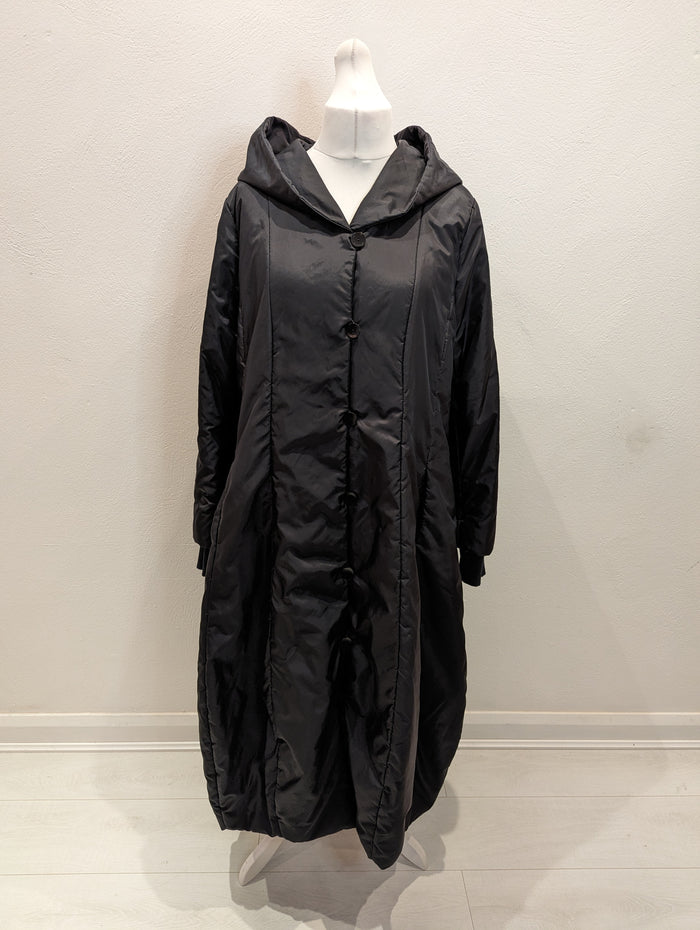 TOMO black quilted coat L
