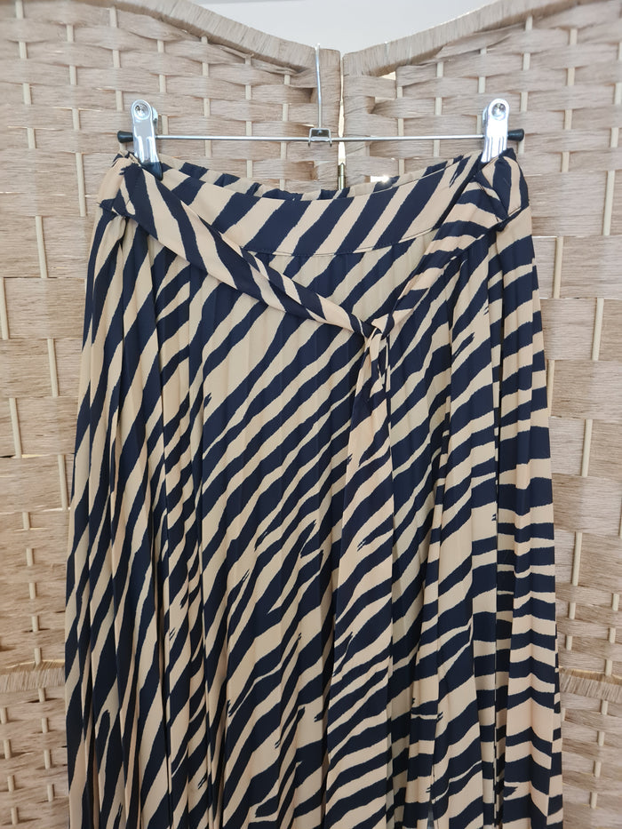 Topshop Zebra Pleated Skirt 10