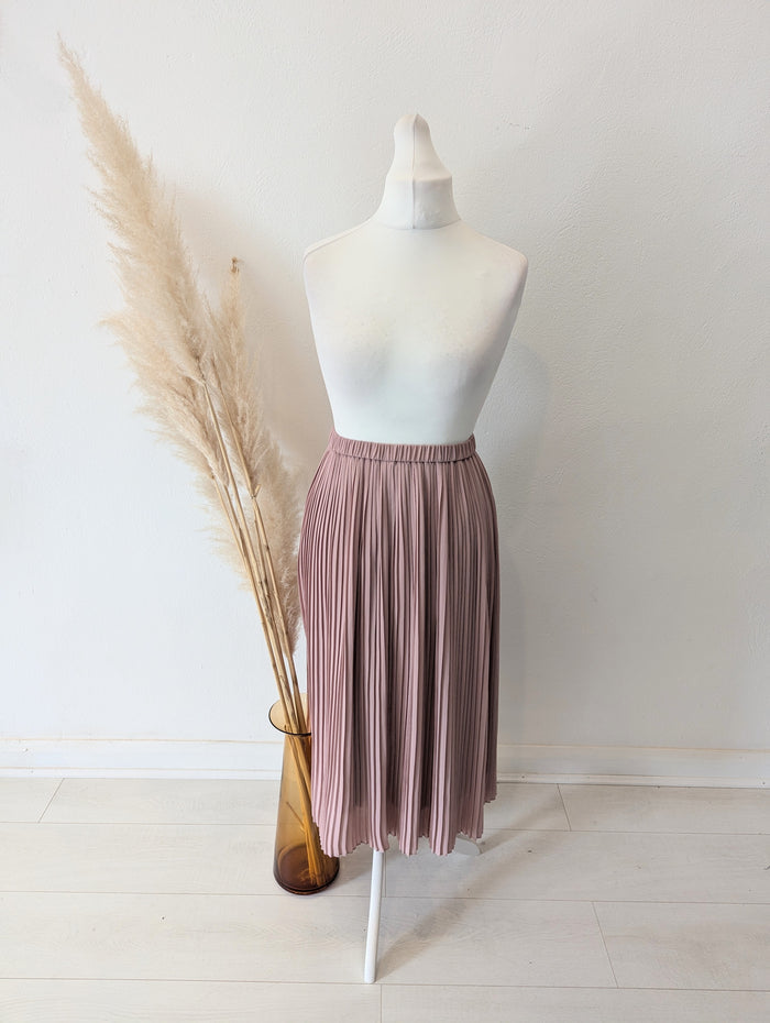 Uniqlo Blush Pleated Skirt L