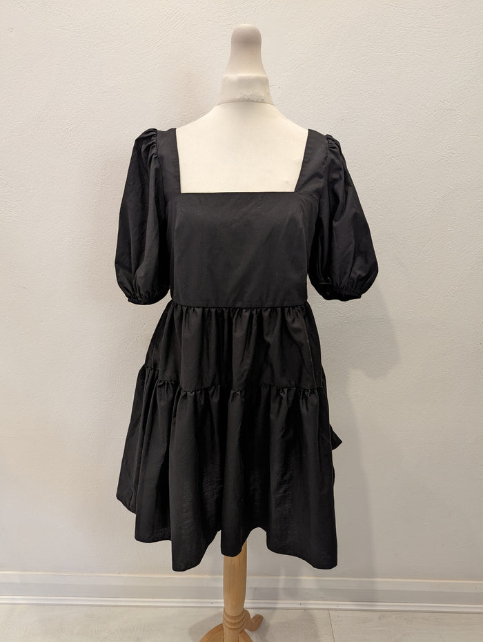 Urban Outfitters Ruffle Dress M RRP £46