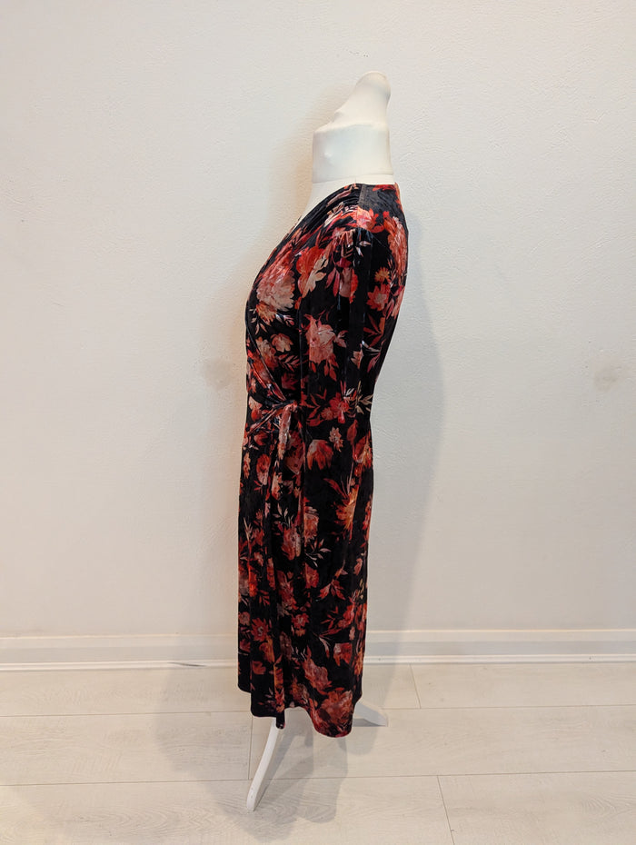 Very Floral Velvet Dress 12