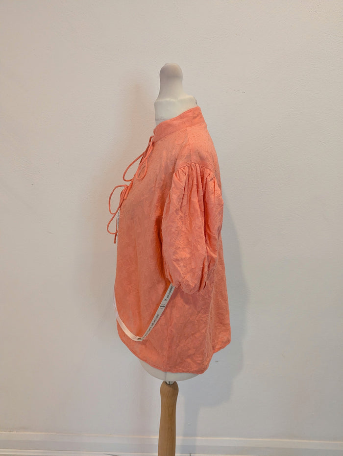 Vita Grace Coral Top M NWT