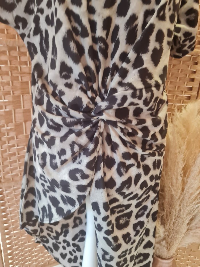 Vonda XL Animal Print long back tunic