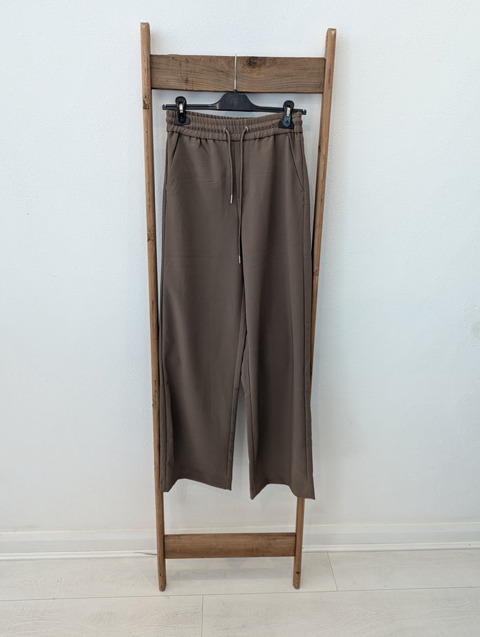 Vs Miss Taupe Trouser S NWT
