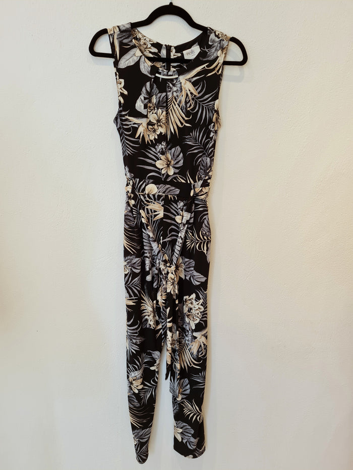 Wallis Floral Jumpsuit Size 10 Petite