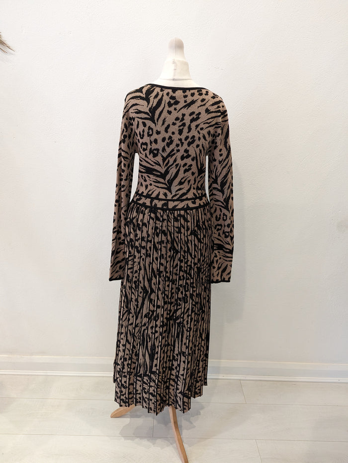 Warehouse Animal Pleated Dress 10