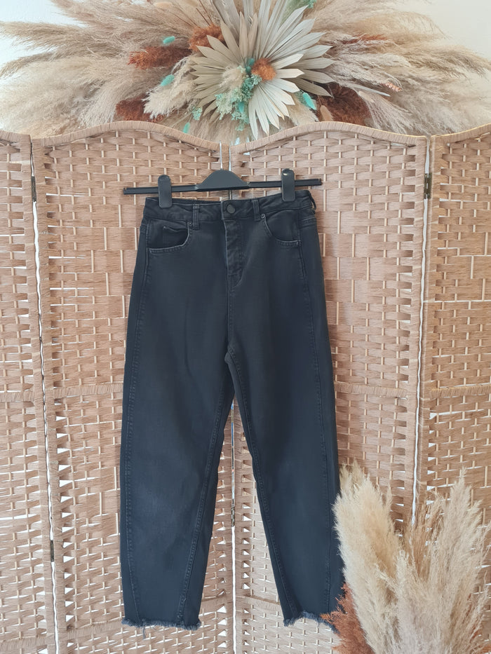 Whistles Black cropped Jeans 29