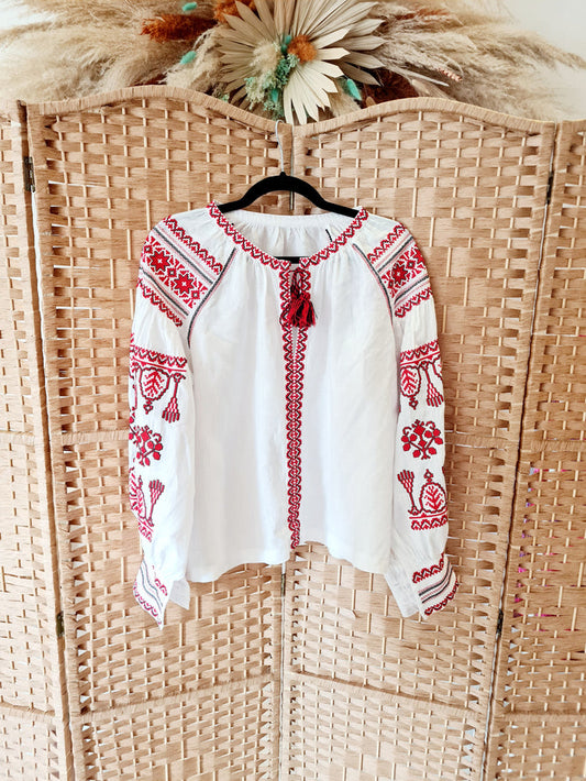 White patterned sleeve top M