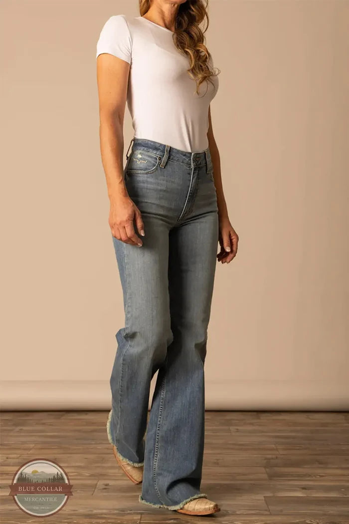 Kimes Ranch WJE0000016 Olivia light wash front view