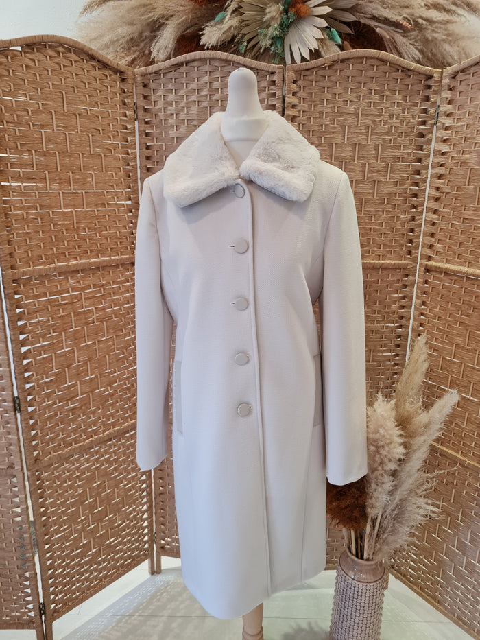 XT Studio winter white coat 8 New