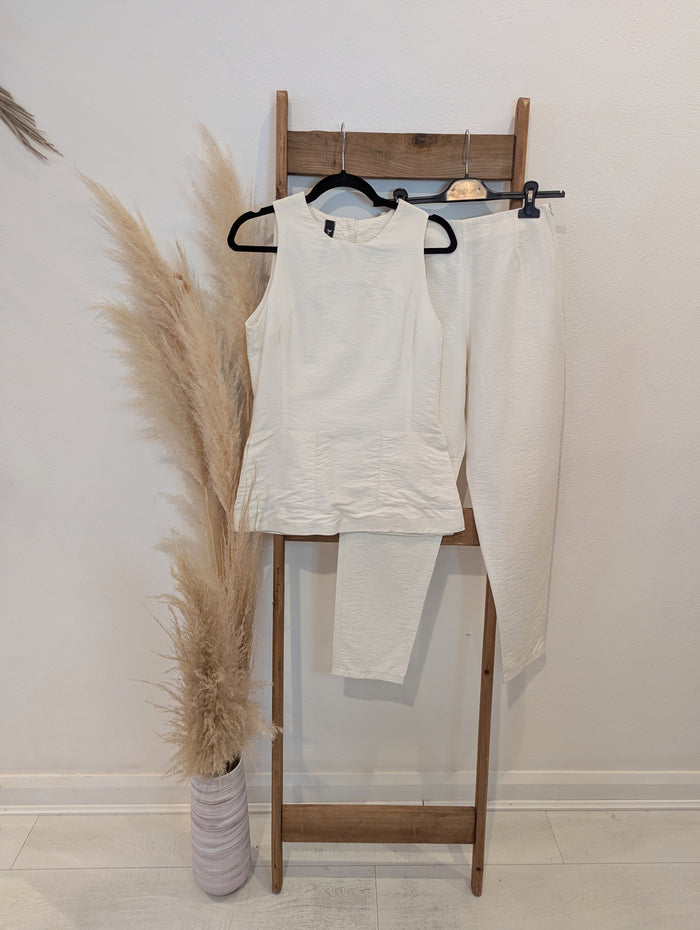 Yellow Hammer Ivory Two Piece 10