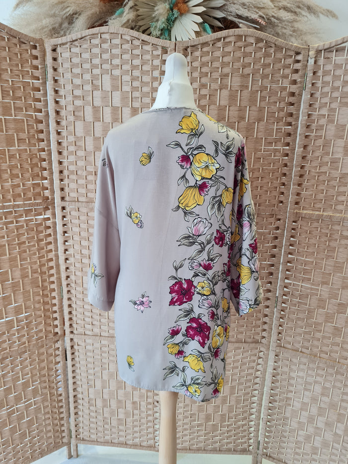 Zara Beige Floral Wrap top 8