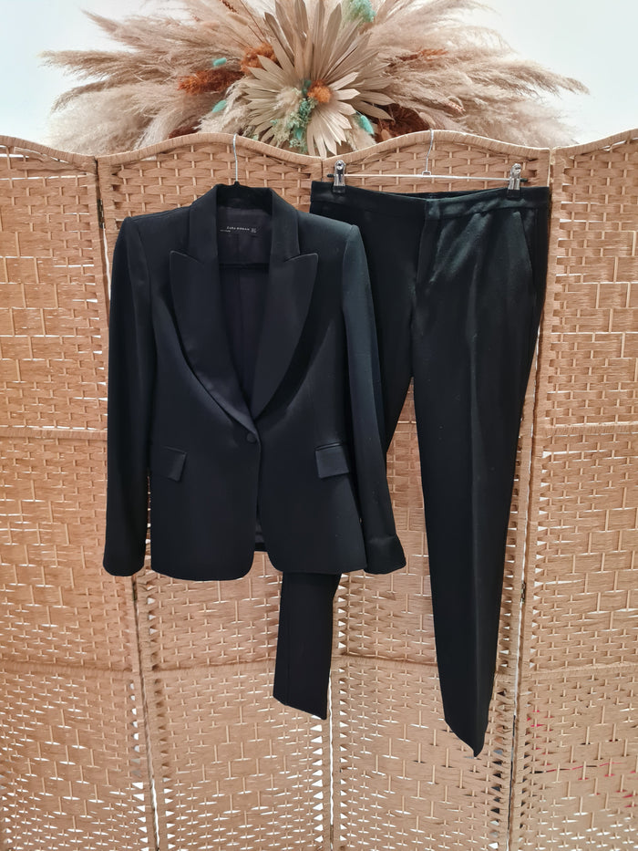 Zara Black Trouser Suit M