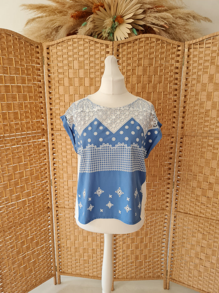 Zara Blue/White Top L