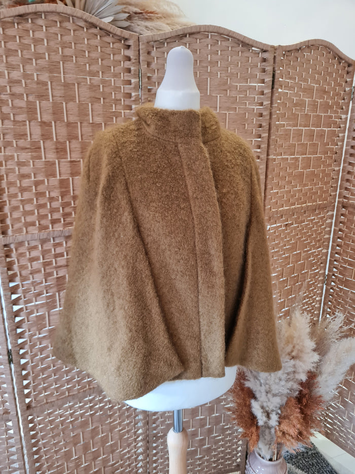 Zara Brown Cape M