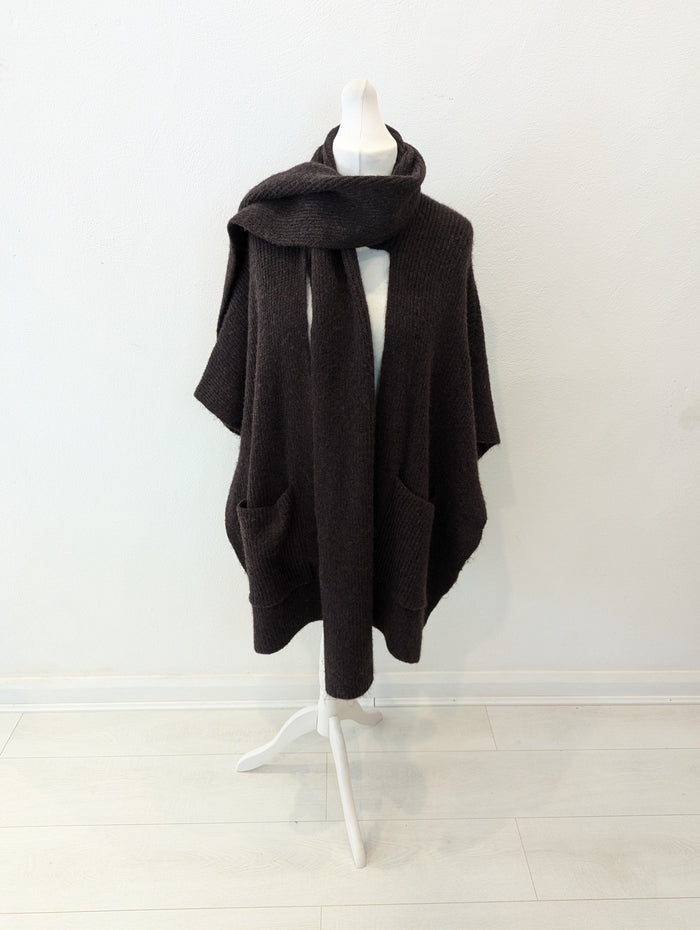 Zara Brown Cape S