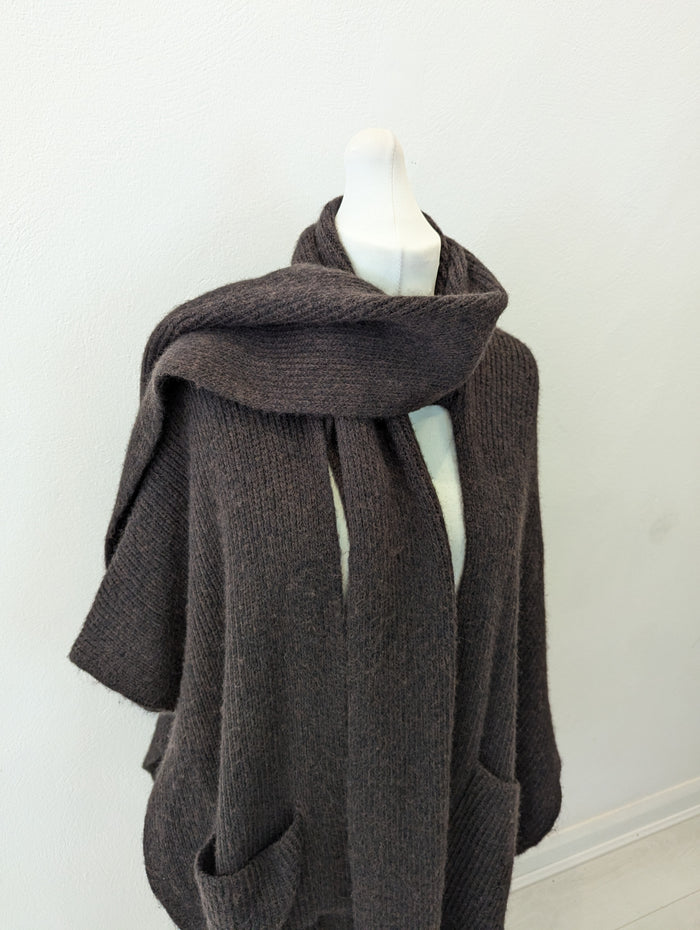 Zara Brown Cape S