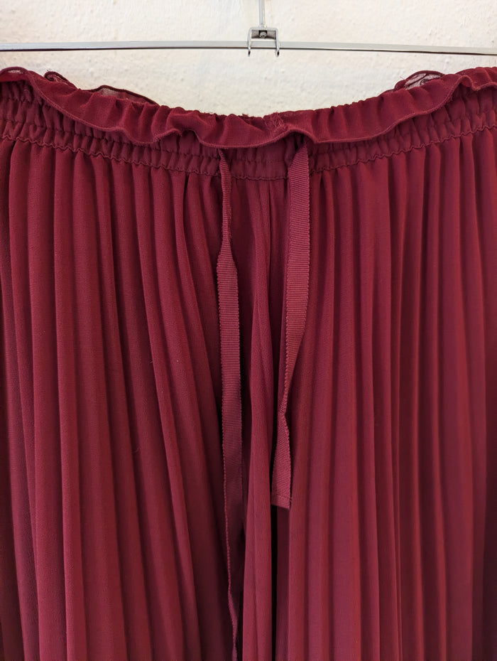 Zara Burgundy Pleated Culottes M