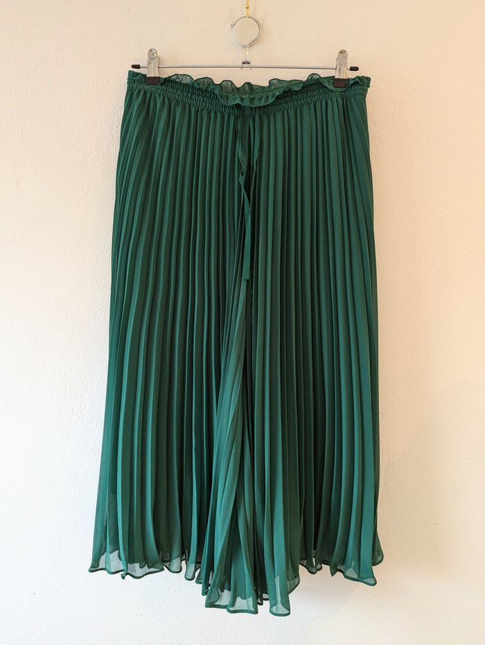 Zara Green Pleated Culottes M